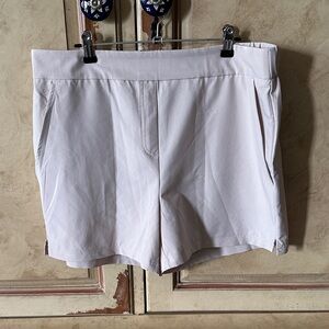 Jones New York Women's High Waist Pull On Tan Shorts Size Large